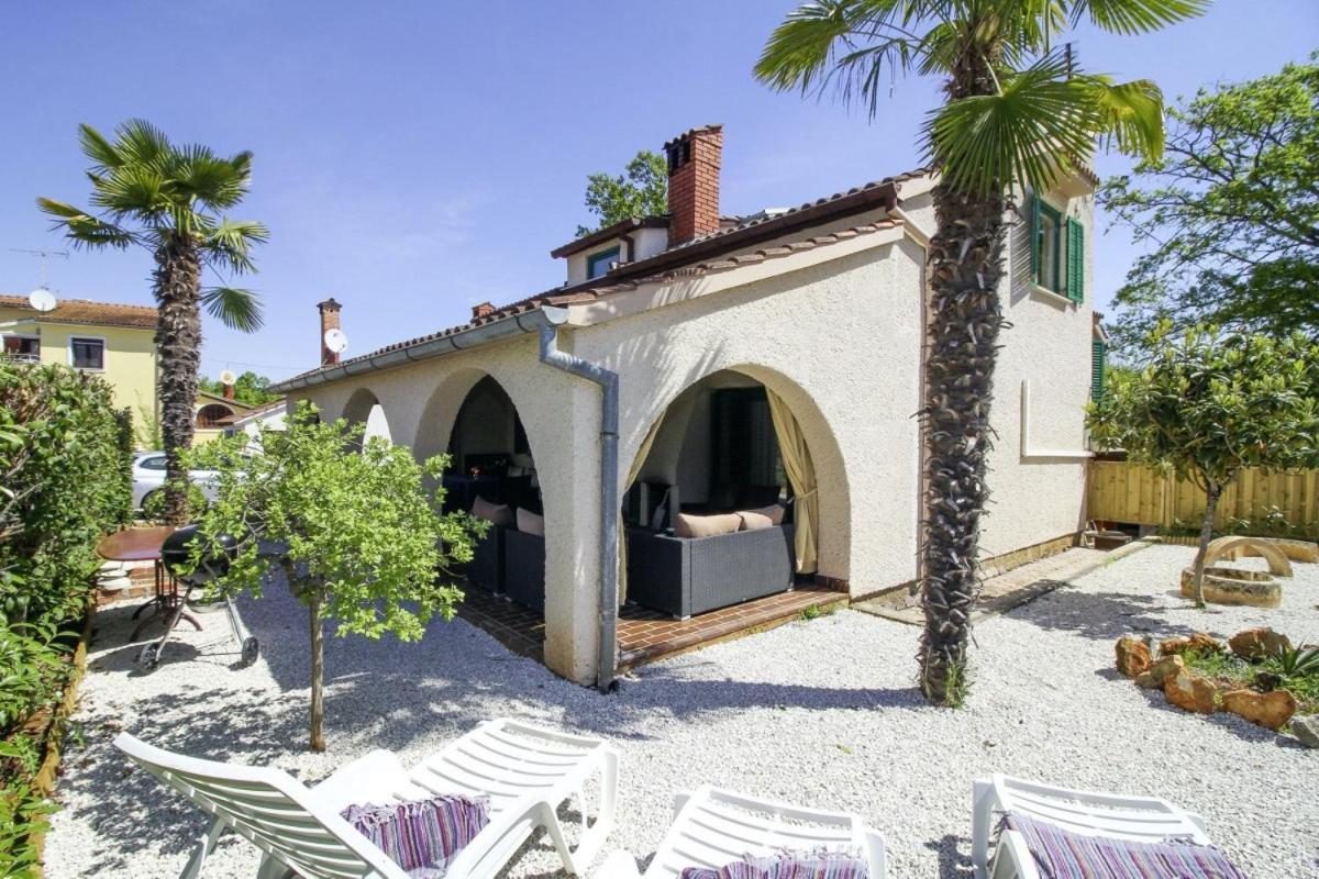 Casa Parenzana in Poreč - Haus für 7-9 Personen Exterior foto