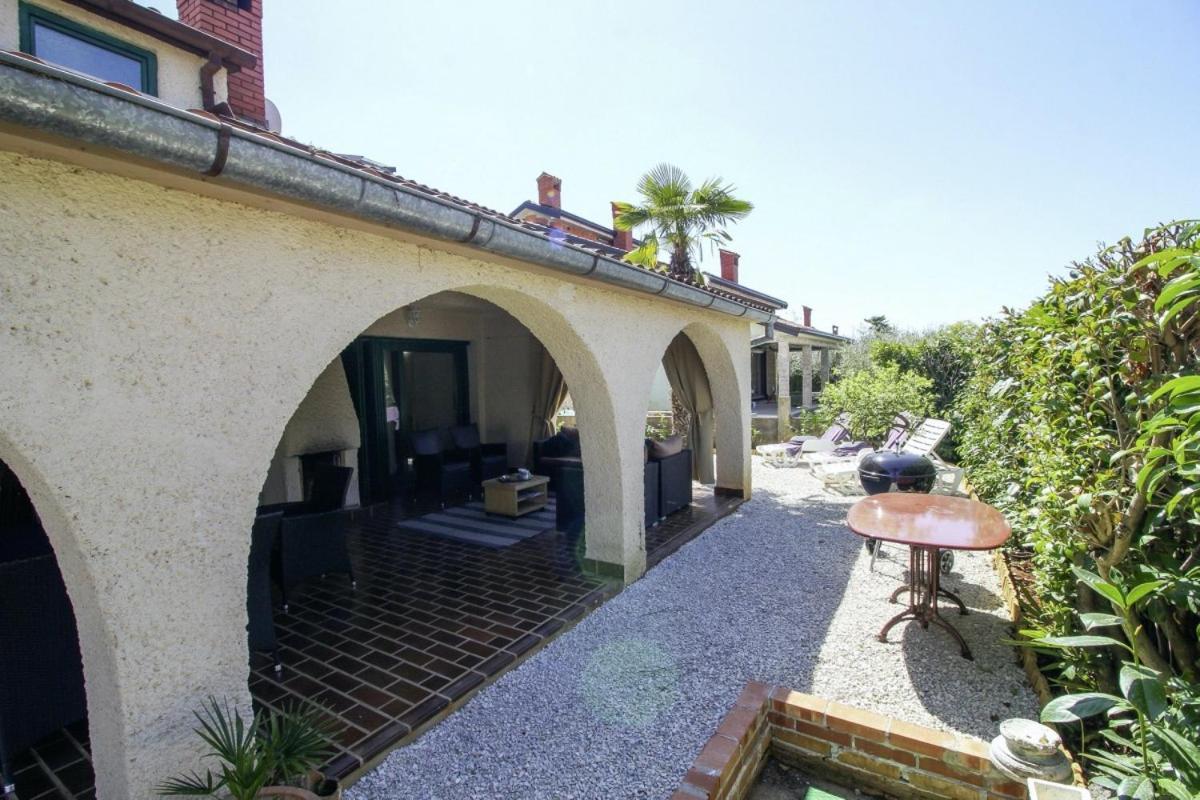 Casa Parenzana in Poreč - Haus für 7-9 Personen Exterior foto